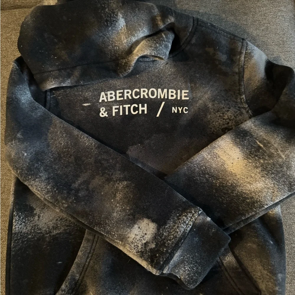 Boys Hoodie Bundle - Picture 5 of 16